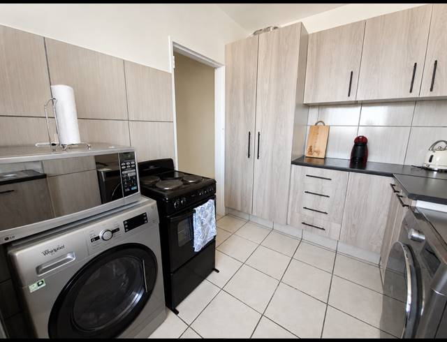 3 BEDROOM FLAT FOR SALE IN ARCON PARK